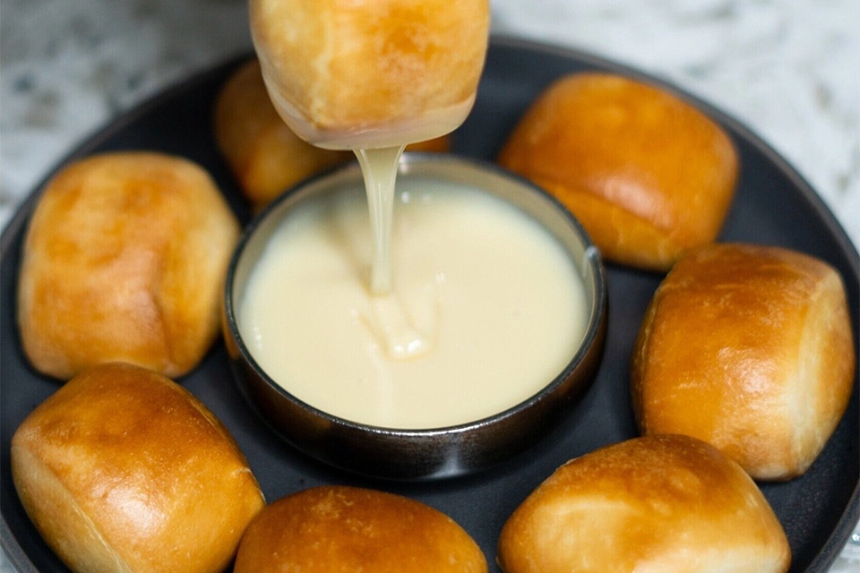 Fried Mantou Live Station