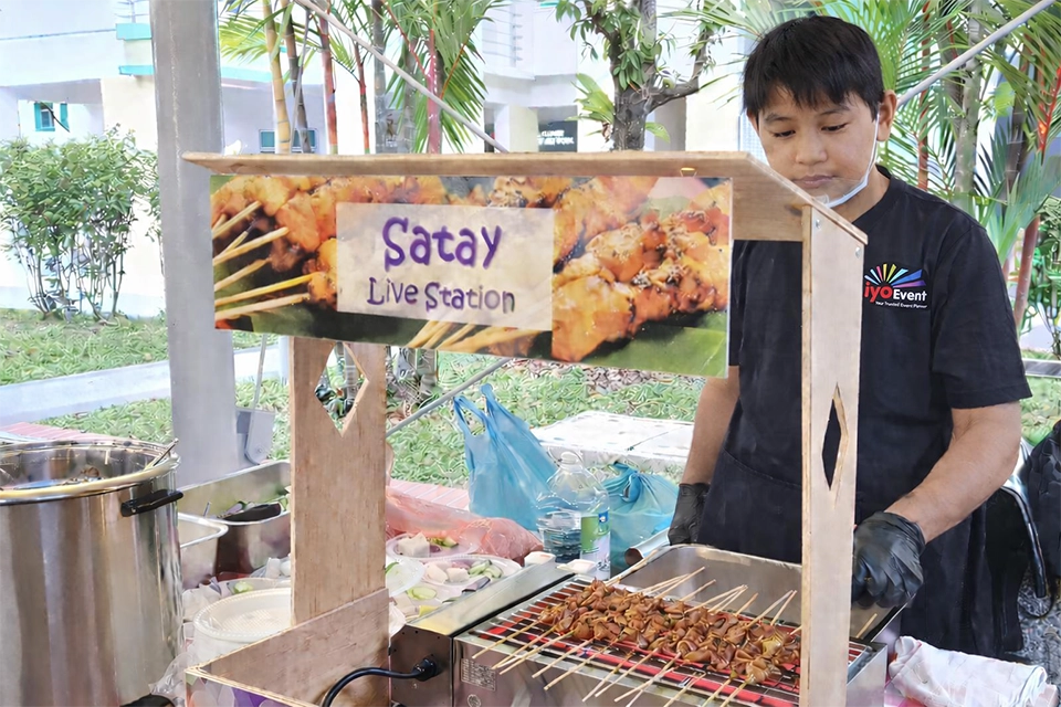Satay Live Station